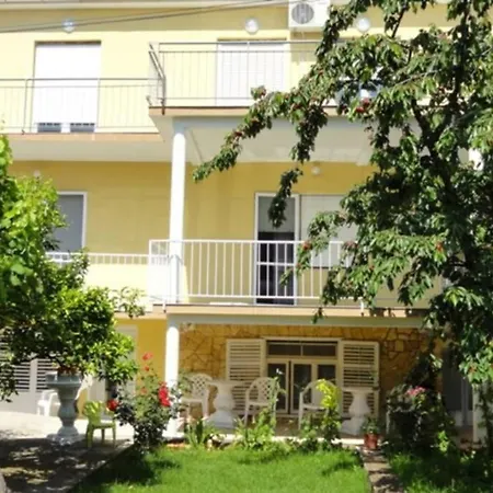 Croatia Borik Family With Garten View Number 2 * 자다르